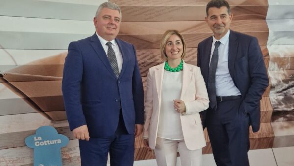Istituzione della Giornata del riciclo della carta il 18 settembre | Sustainable Paper Packaging & Print | TwoSide